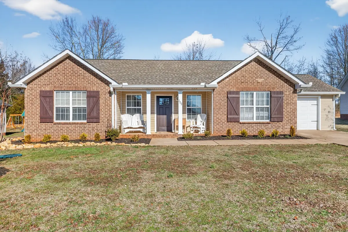 308 Preakness Cir, Pleasant View, TN 37146 - #1