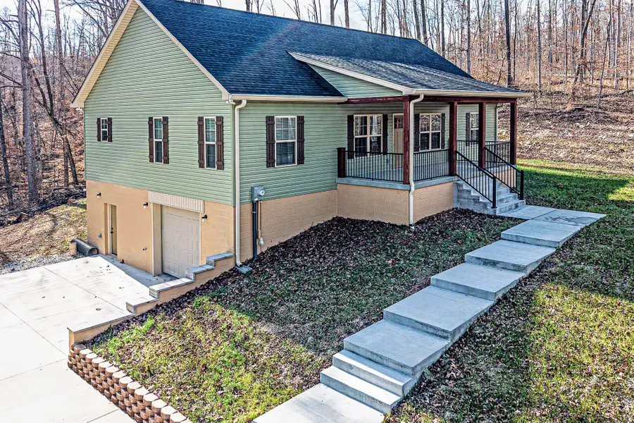 1875 Rocky Hollow Rd, Erin, TN 37061 - Image #2