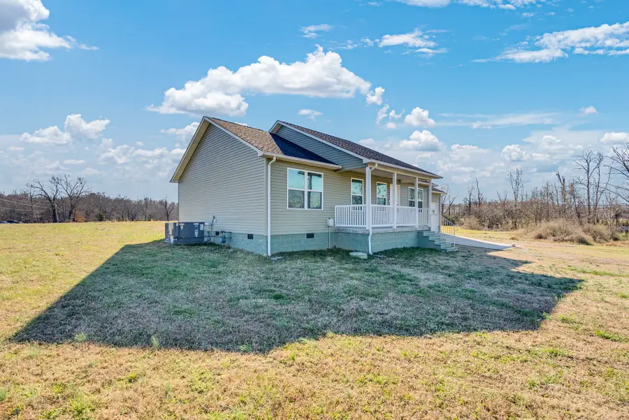 128 Fiddlers Dr, Smithville, TN 37166 - #2