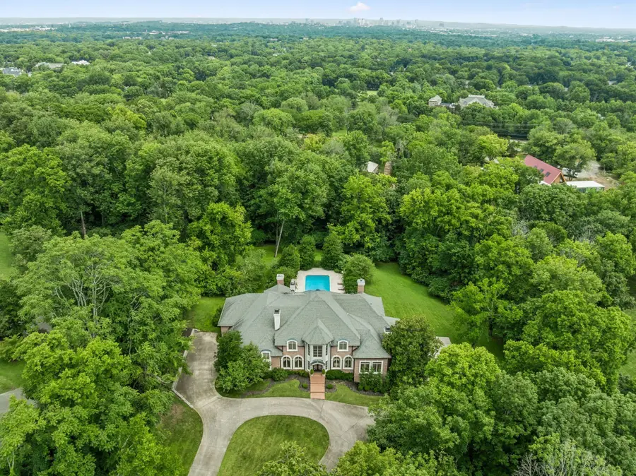 926 Overton Lea Rd, Nashville, TN 37220 - Image #3