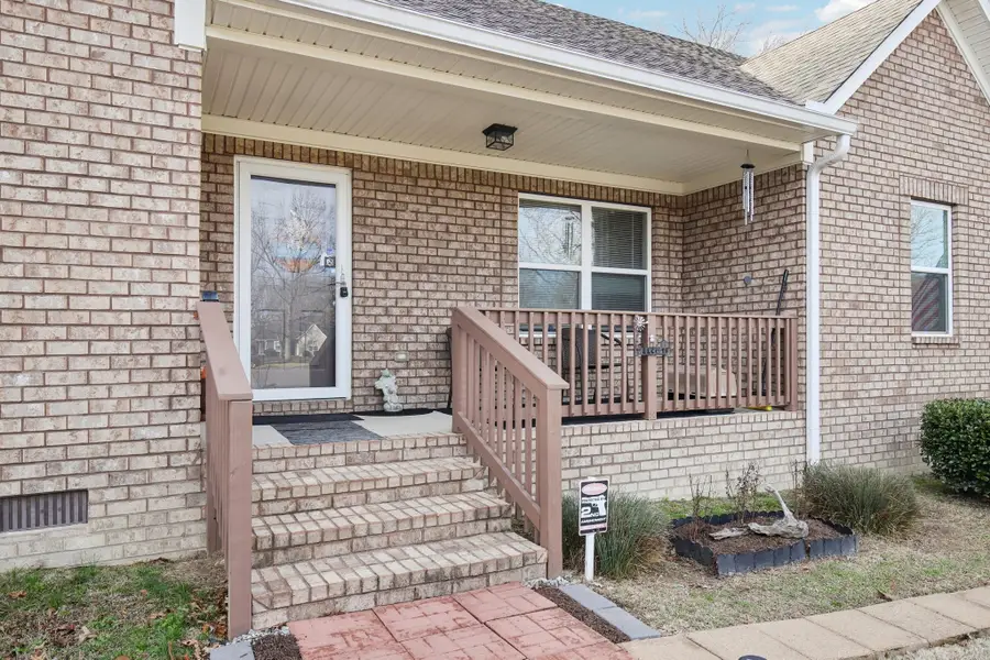 104 Jollie Ln, Westmoreland, TN 37186 - Image #3