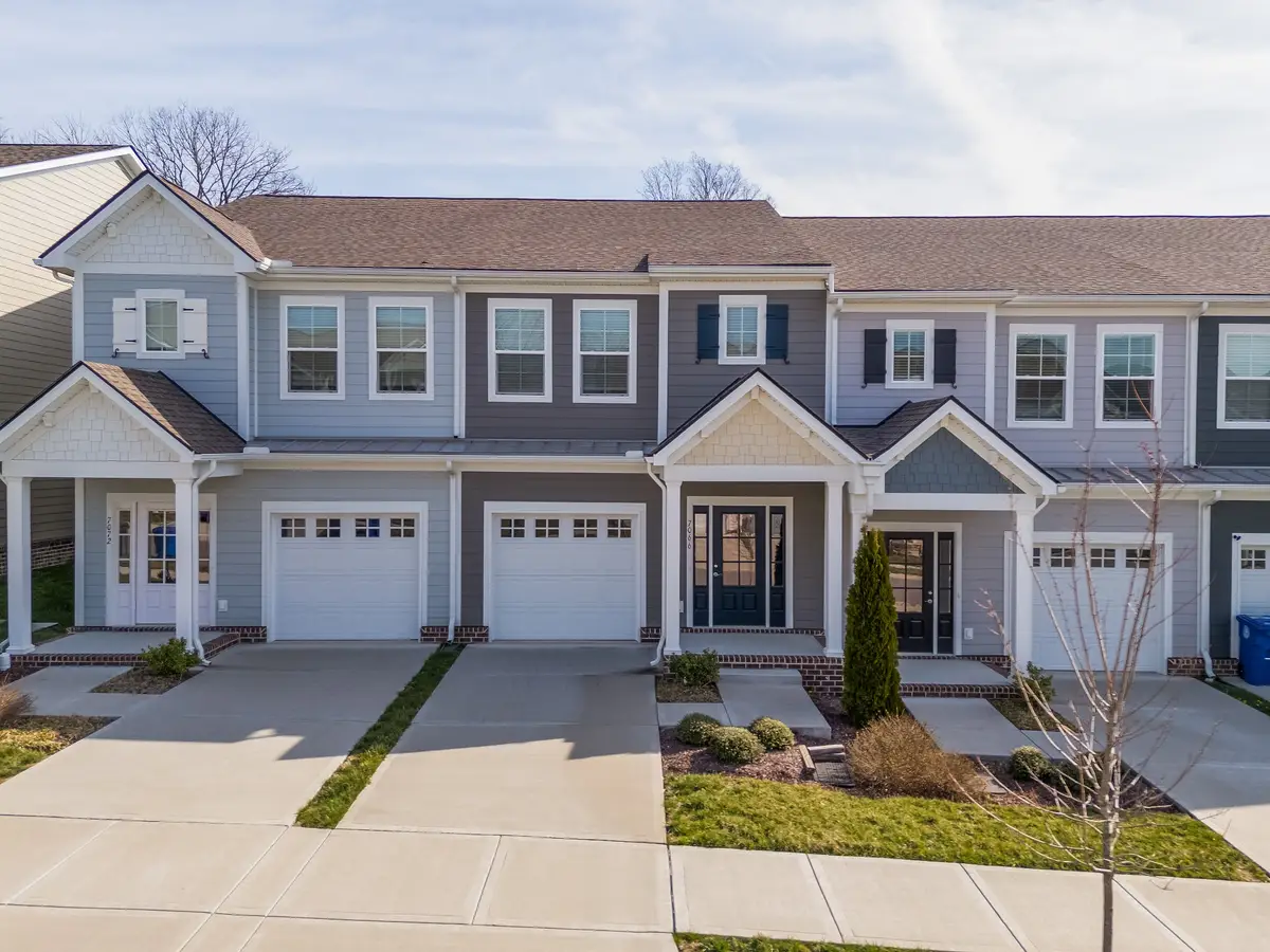 7066 Gracious Dr, Franklin, TN 37064 - #1