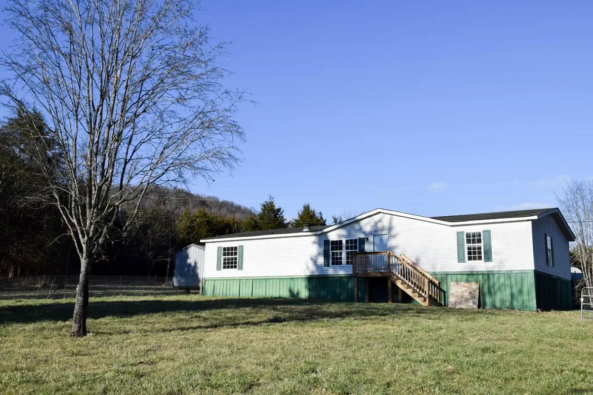 635 Celsor Rd, Hartsville, TN 37074 - Image #1