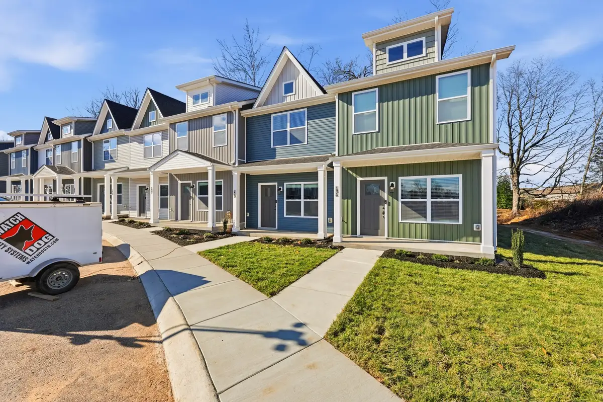 129 Front Ridge Circle, Clarksville, TN 37040 - Image #1