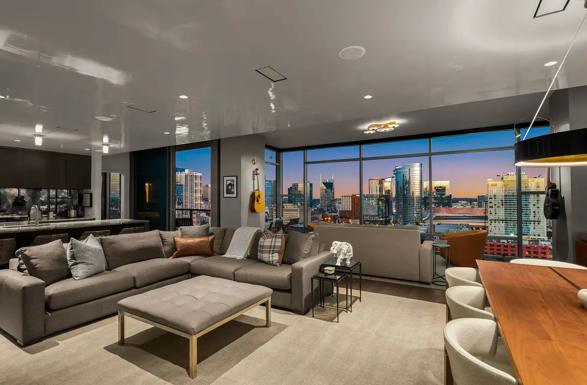 1212 Laurel St #1701, Nashville, TN 37203 - Image #1