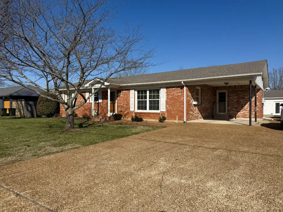 422 7th St, Lawrenceburg, TN 38464 - Image #2