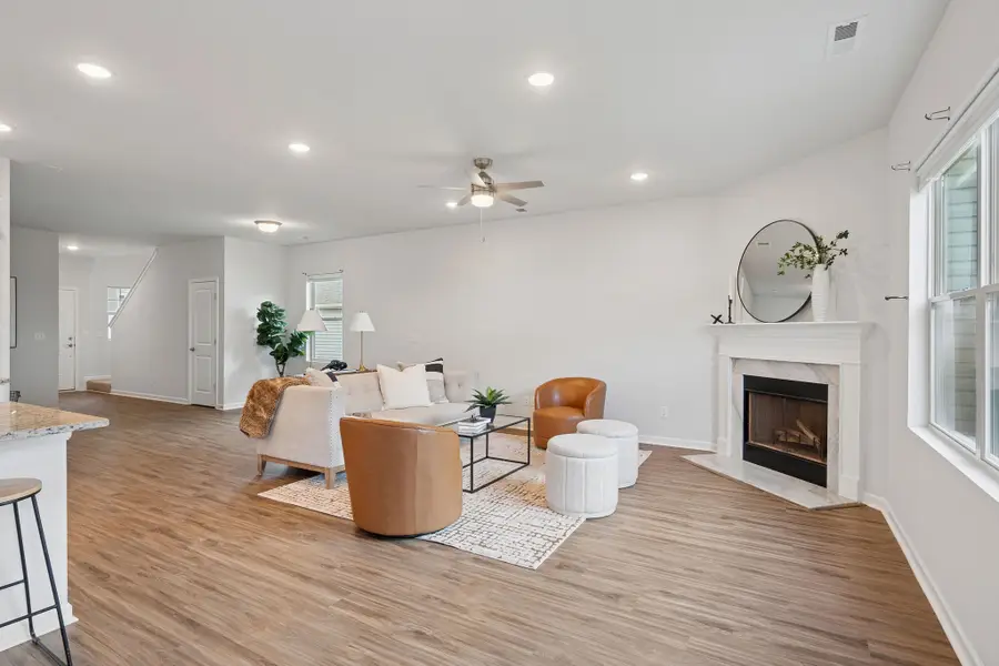 3278 Holiday Ln, Columbia, TN 38401 - Image #3