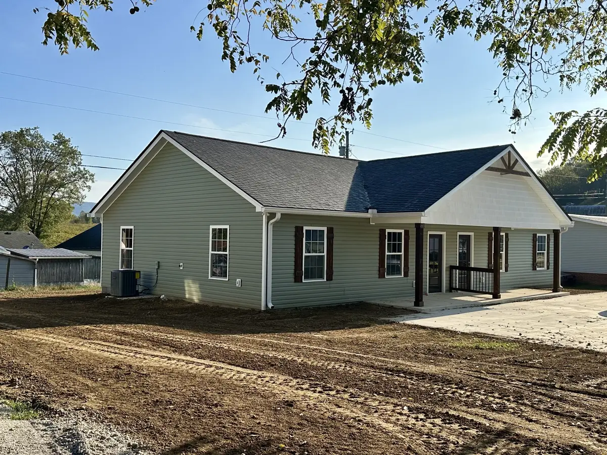 926 Trail St, Woodbury, TN 37190 - #1