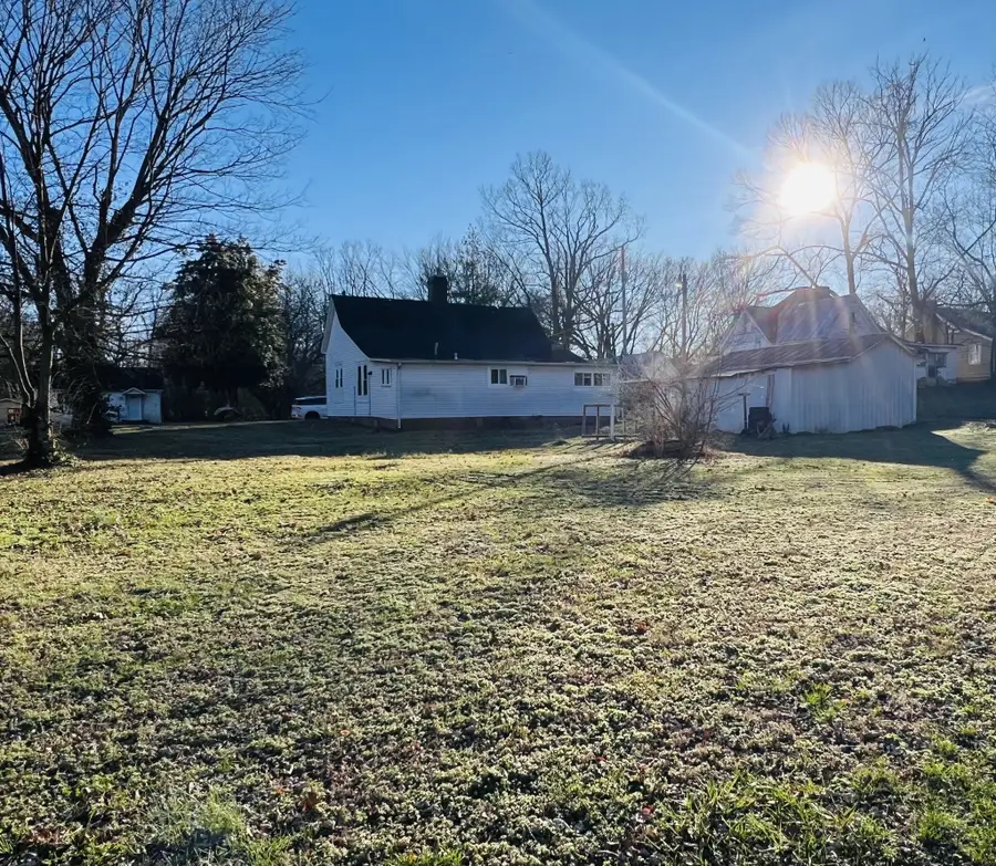 501 E Madison St, Franklin, KY 42134 - Image #3