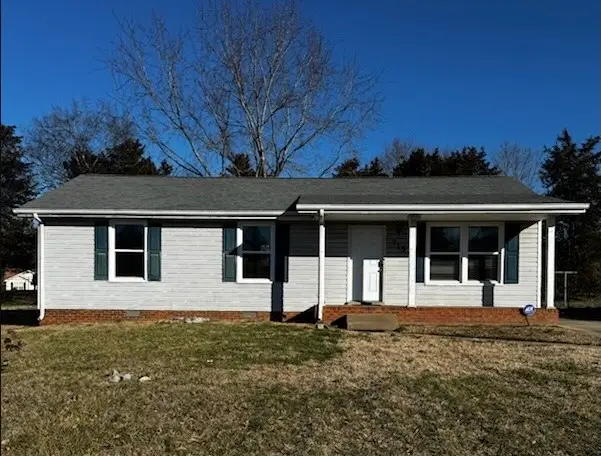 715 Spees Dr, Clarksville, TN 37042 - Image #1