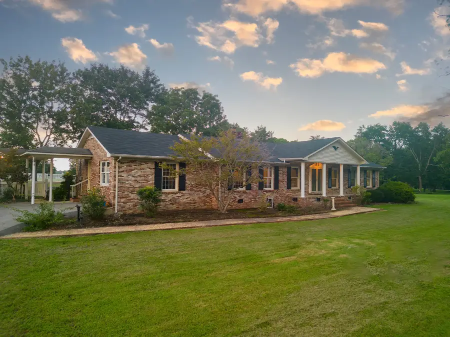 204 Greenbriar Ave, Shelbyville, TN 37160 - Image #2