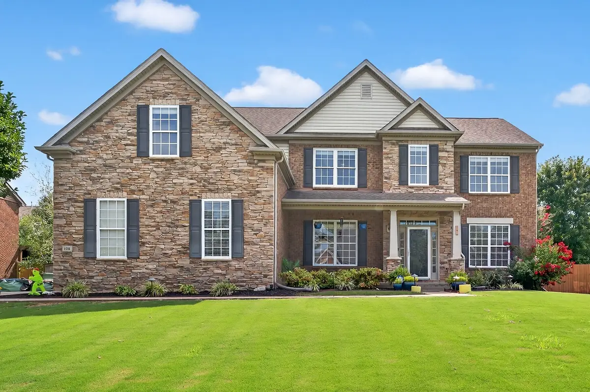 128 Rock Castle Dr, Lebanon, TN 37087 - Image #1