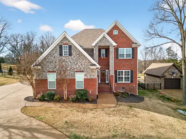 127 Waters Hill Cir, Lebanon, TN 37087