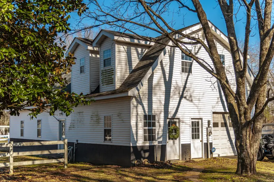 895 Harsh Ln, Castalian Springs, TN 37031 - #3