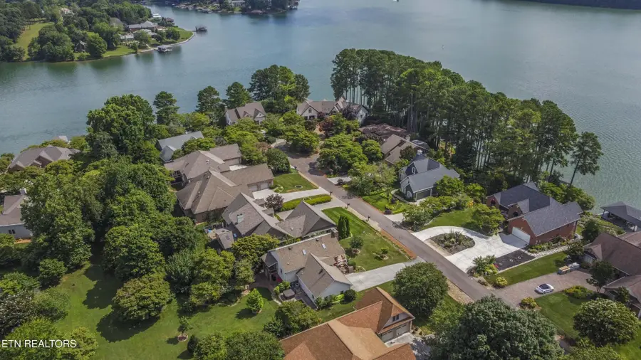 127 Kiowa Way, Loudon, TN 37774 - #2