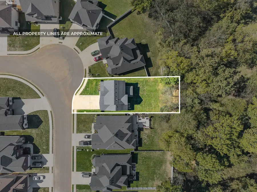 324 Kildeer Dr, Clarksville, TN 37040 - Image #2