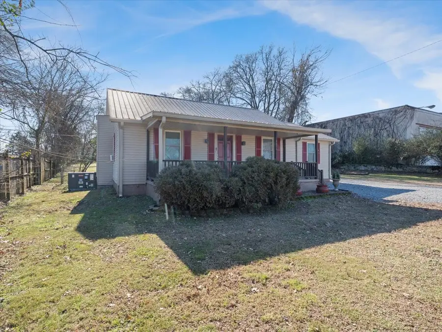 1818 Pulaski Hwy, Fayetteville, TN 37334 - Image #2