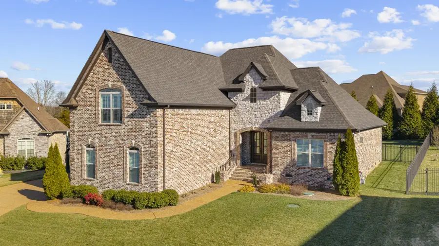 18 Beechwood Ct, Mount Juliet, TN 37122 - #2