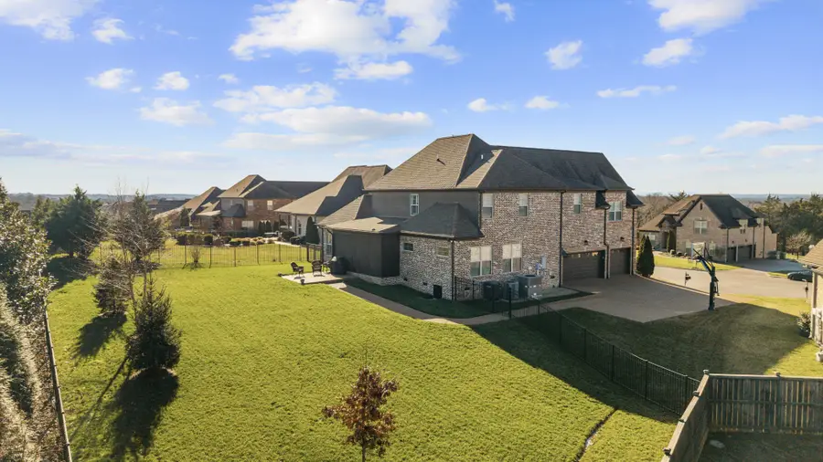 18 Beechwood Ct, Mount Juliet, TN 37122 - #3