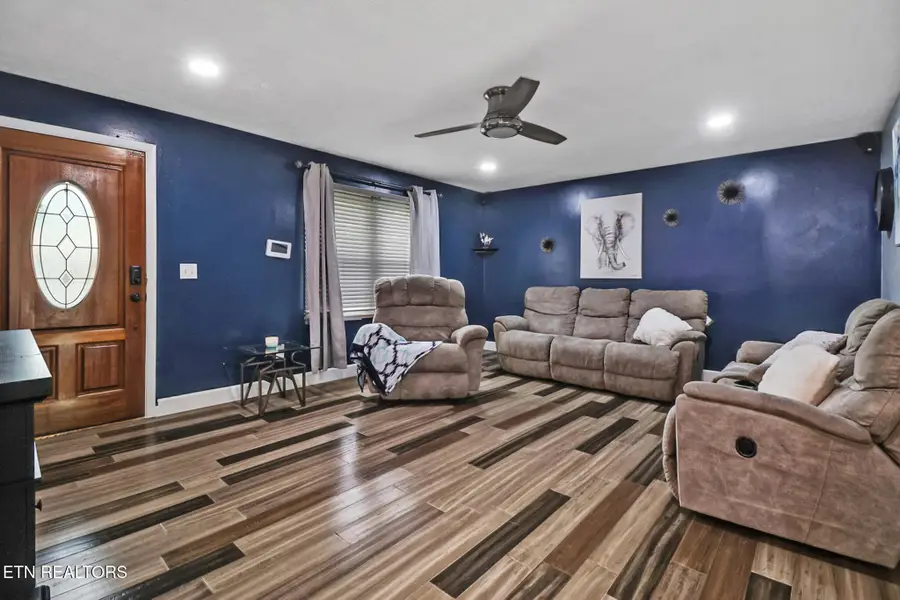 598 Glenwood Circle, Crossville, TN 38555 - Image #3