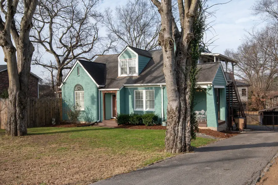 1002 Sutton Hill Rd, Nashville, TN 37204 - Image #2