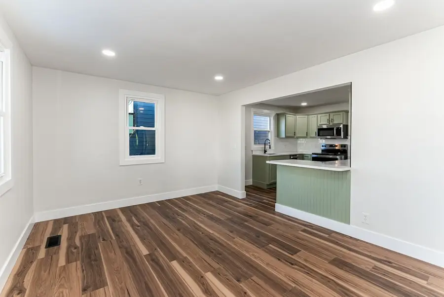 5821 Carl Pl, Nashville, TN 37209 - Image #2