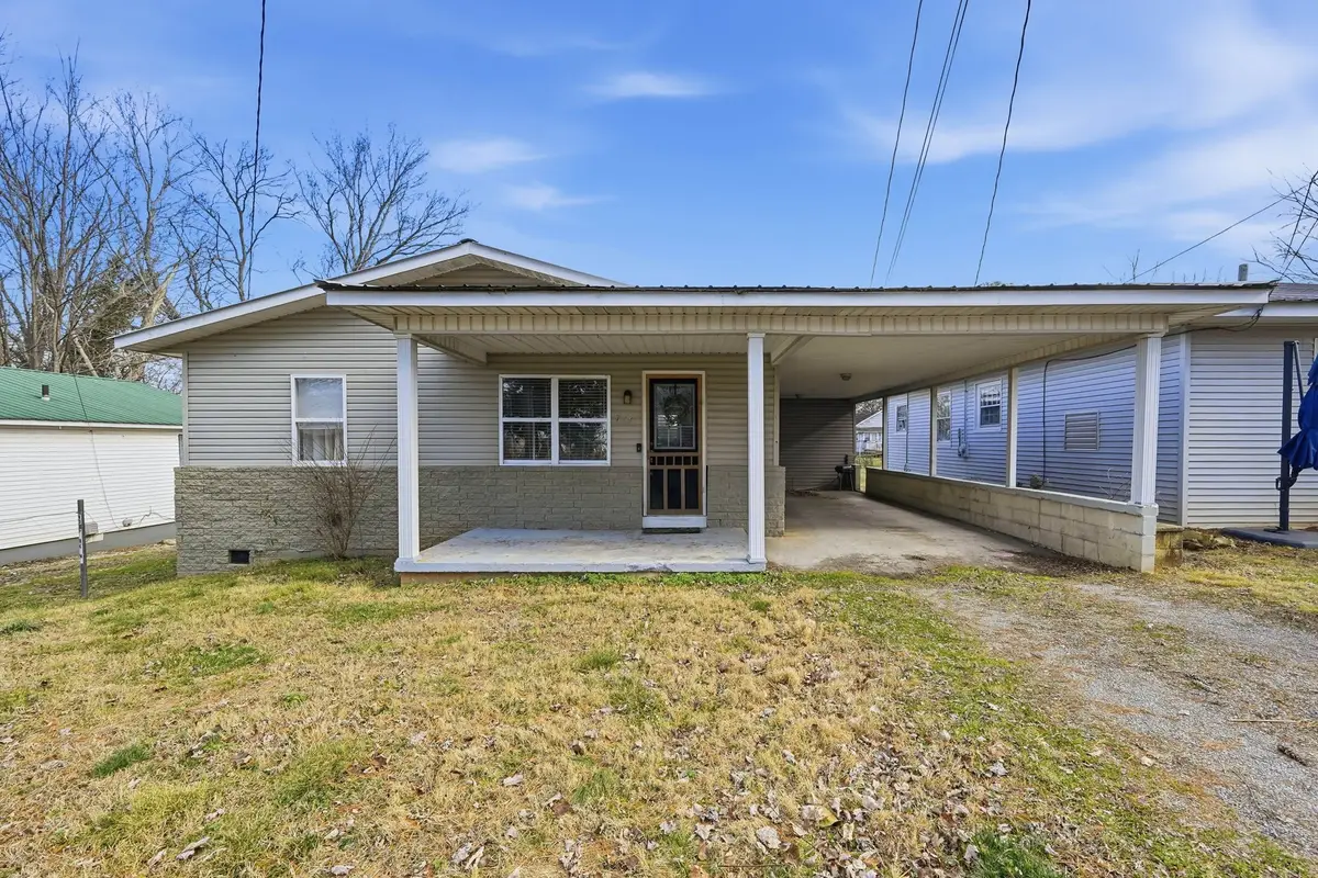 714 N Cedar St, Winchester, TN 37398 - Image #1