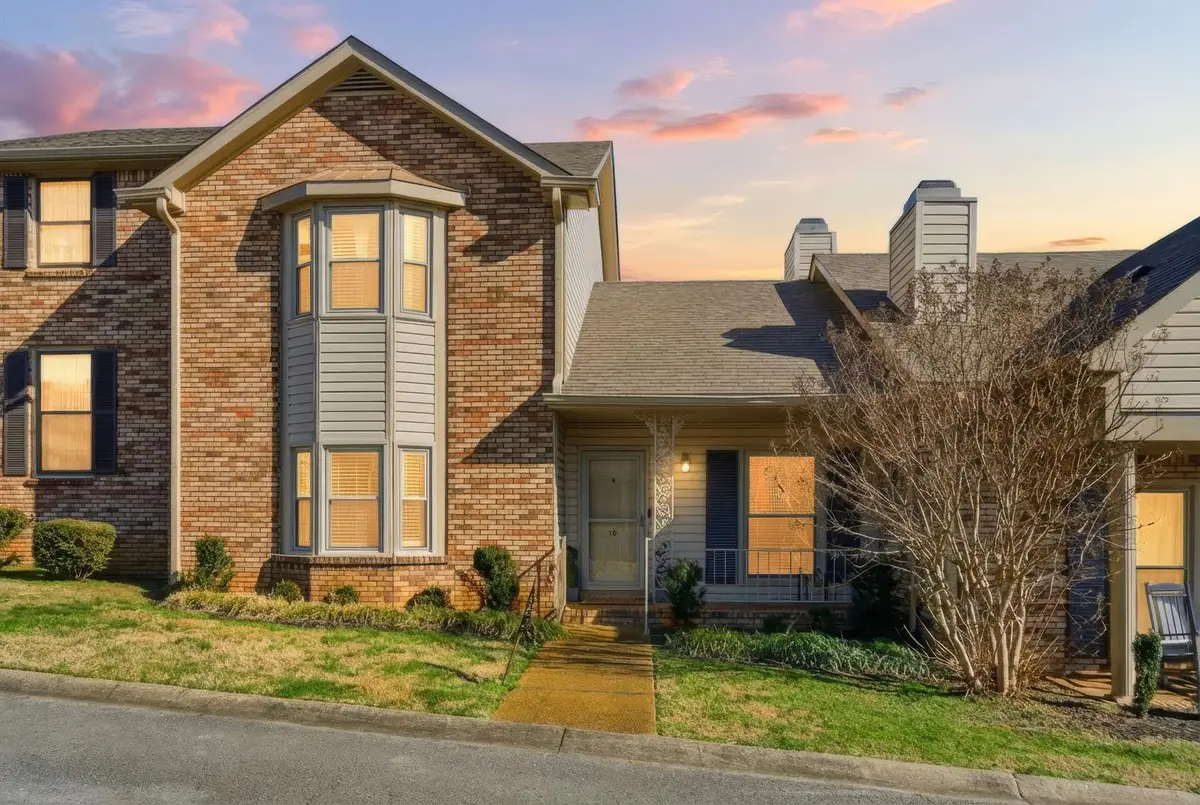 1818 Memorial Dr #18, Clarksville, TN 37043 - Image #1