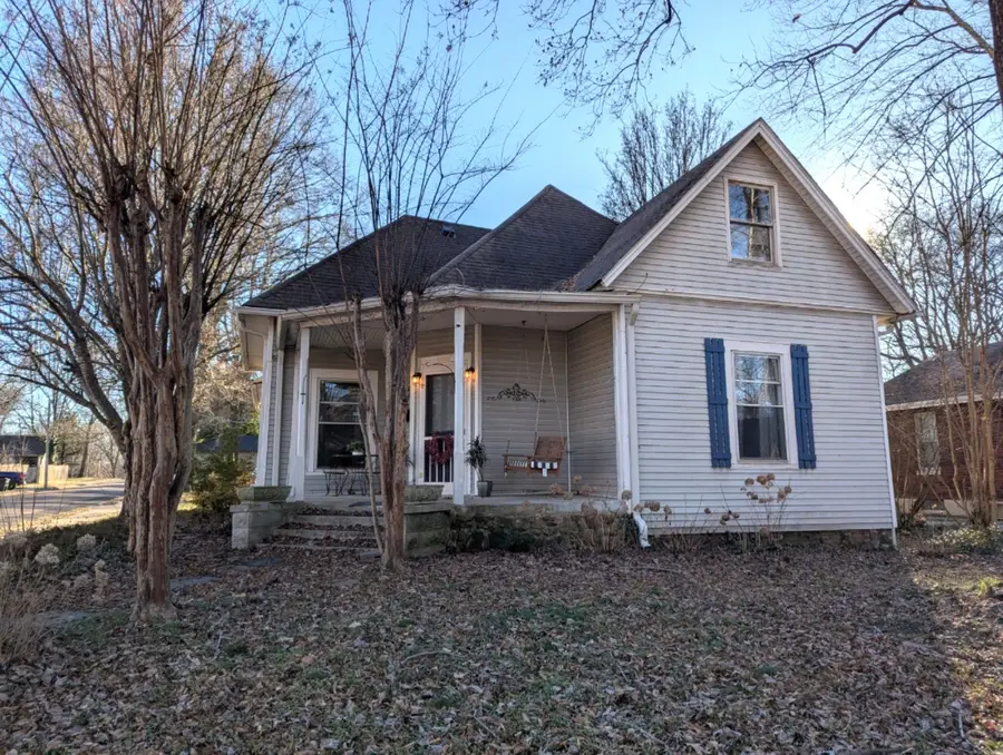 331 Jackson St, Paris, TN 38242 - Image #2