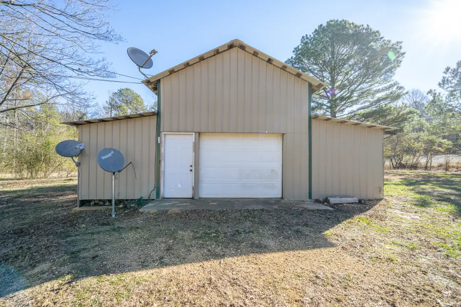 4415 Holland Creek Rd, Savannah, TN 38372 - Image #3