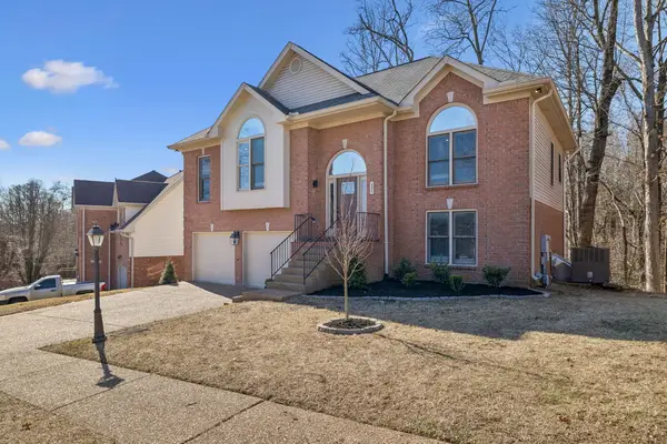 3821 Lakeridge Run, Nashville, TN 37214