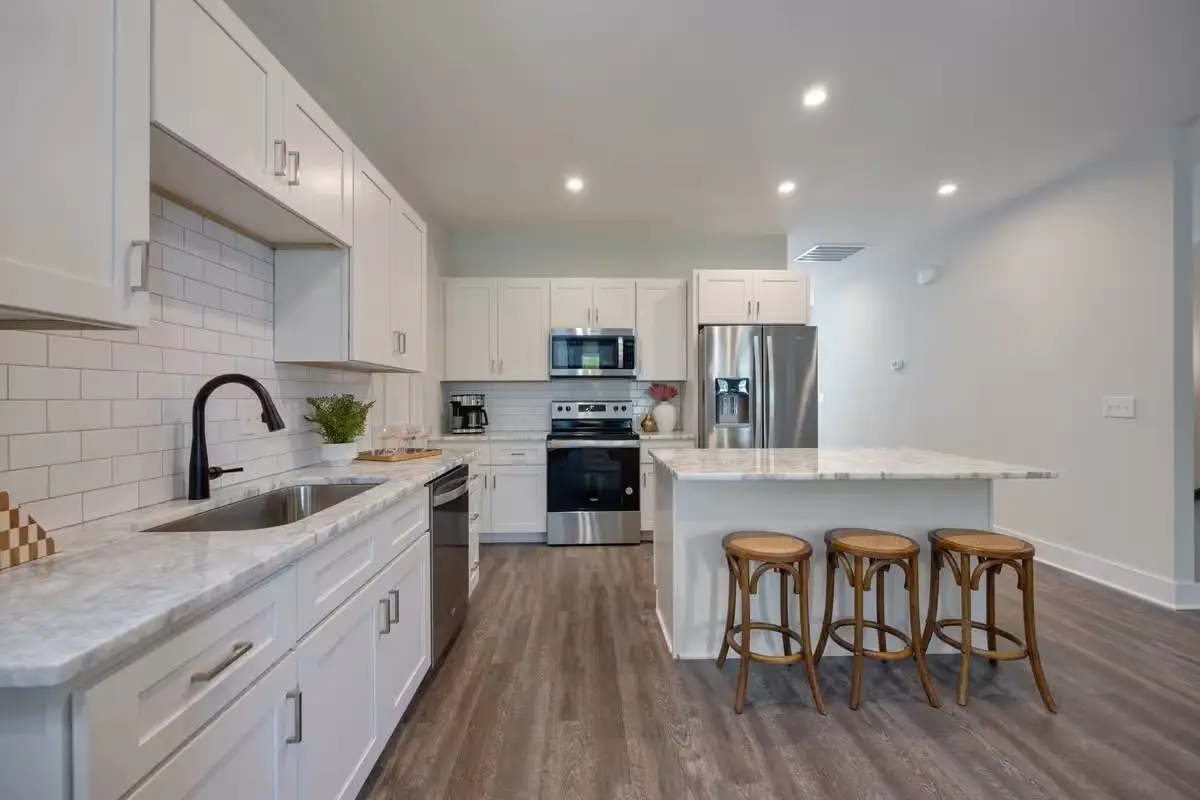 5621 Lenox Ave #5, Nashville, TN 37209 - Image #1