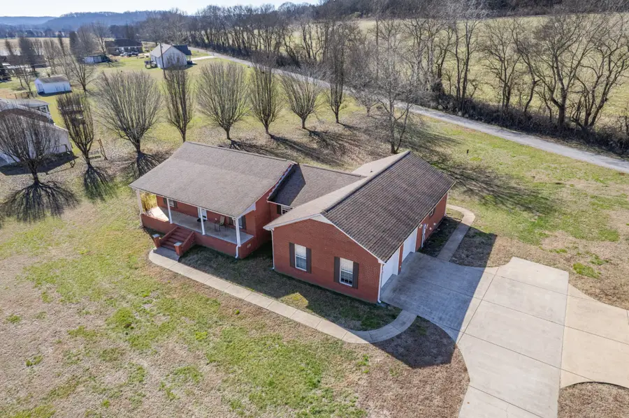 2200 Crescentview Rd, Pulaski, TN 38478 - Image #2