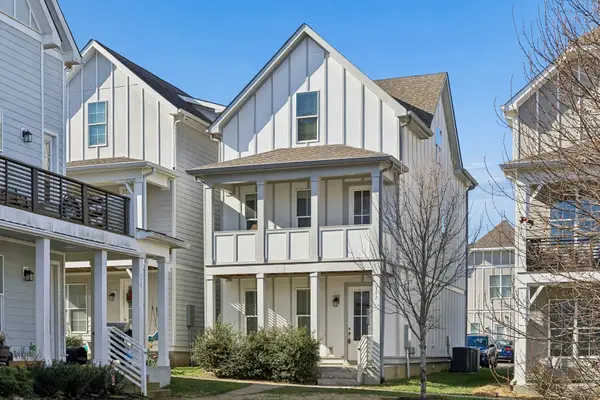 743 Cottage Park Dr, Nashville, TN 37207