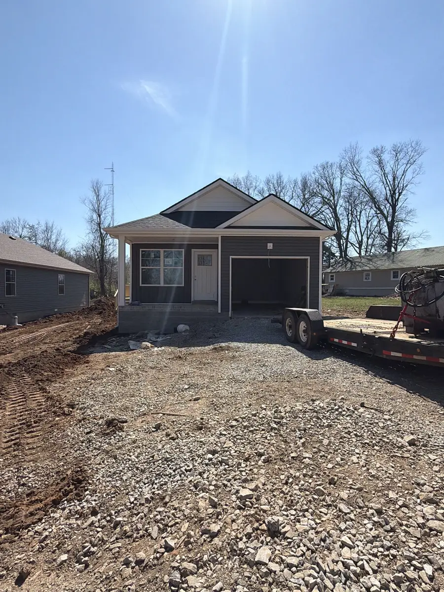137 Illinois Ave, Oak Grove, KY 42262 - #2