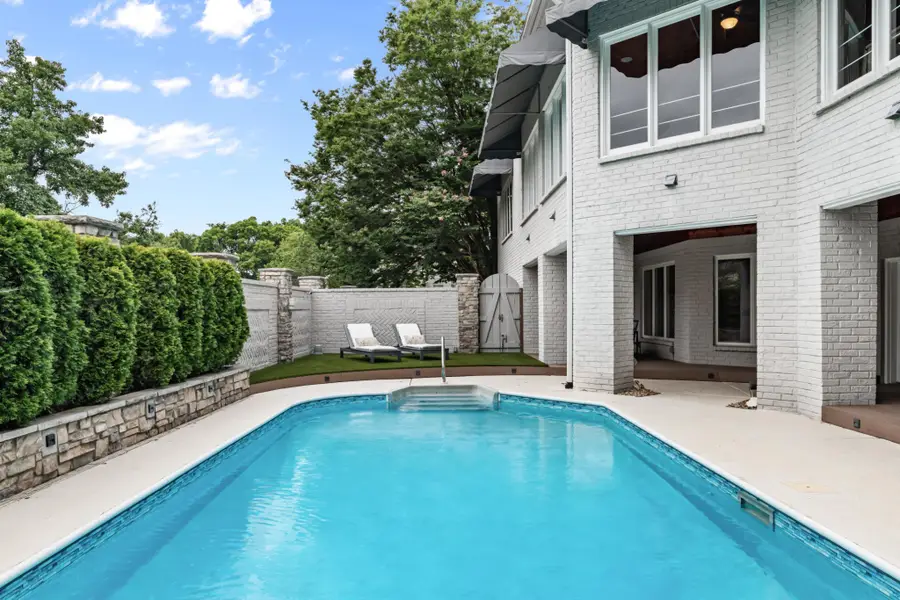 1 Warwick Ln, Nashville, TN 37205 - #2