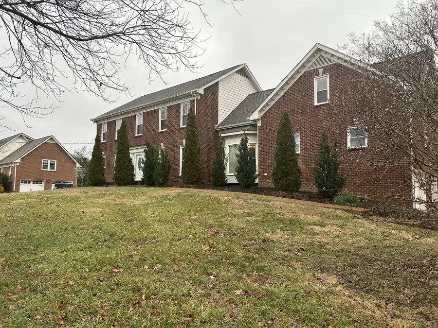 802 Steeplechase Dr, Brentwood, TN 37027 - #2