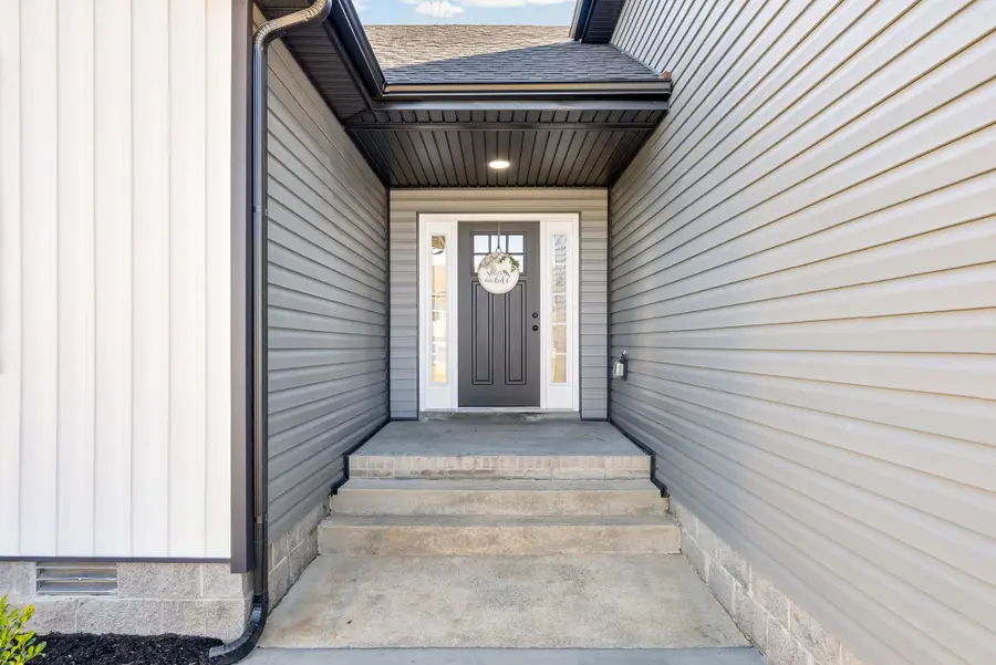 3703 Cindy Jo Dr S, Clarksville, TN 37040 - #3