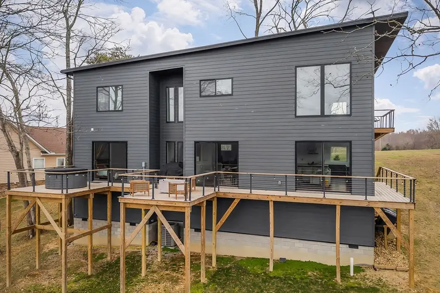 1171 Hutchins Bend Rd W, Sparta, TN 38583 - Image #2