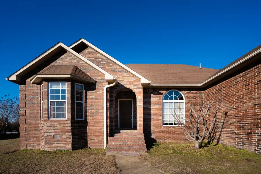 109 Oak St, Martin, TN 38237 - #3