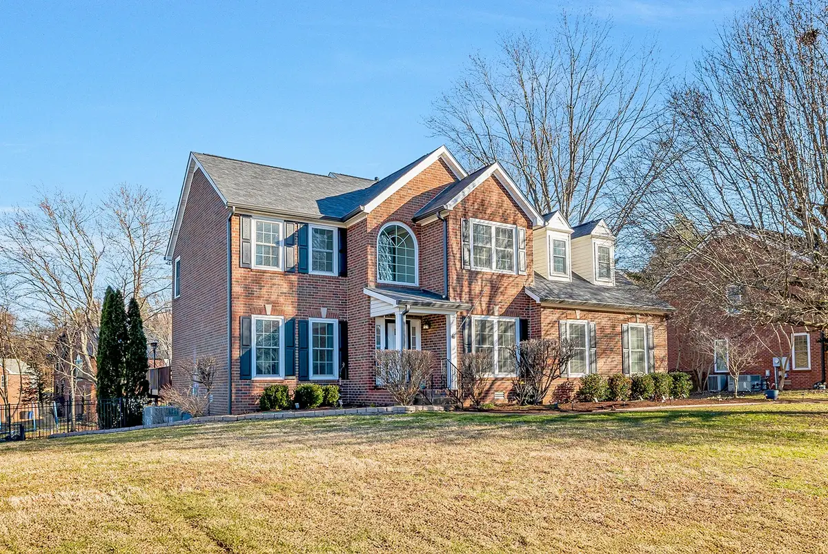 399 Dandridge Dr, Franklin, TN 37067 - Image #1