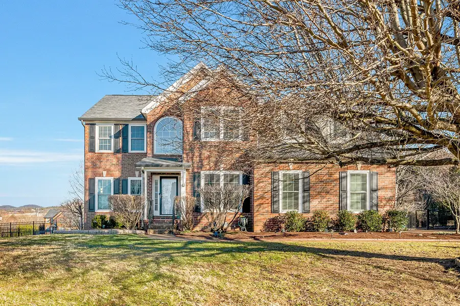 399 Dandridge Dr, Franklin, TN 37067 - Image #2