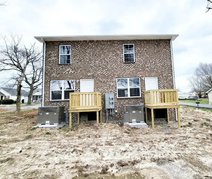 103 Walton Ave, Lafayette, TN 37083 - #2