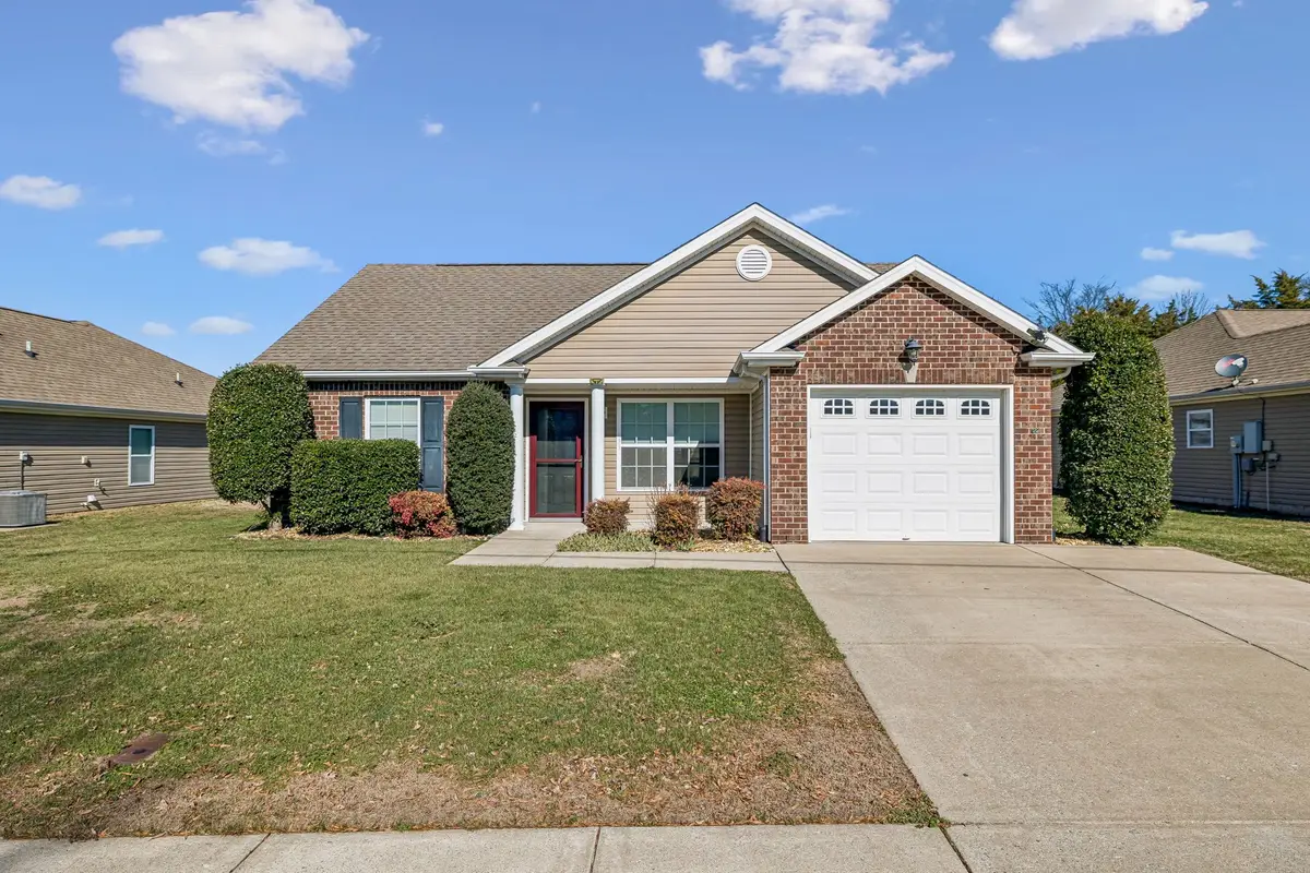 1467 Woodside Dr, Lebanon, TN 37087 - #1