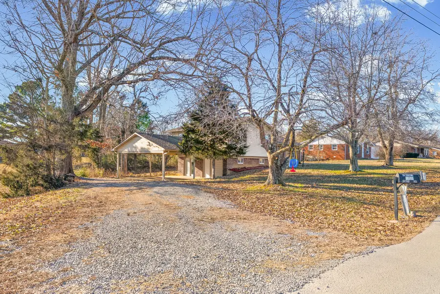 115 Noel Dr, Cadiz, KY 42211 - #2