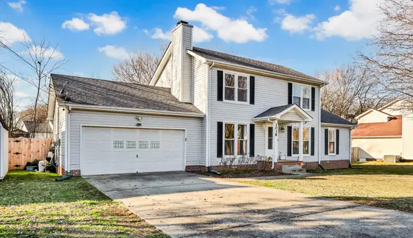 1038 Roedeer Dr, Clarksville, TN 37042