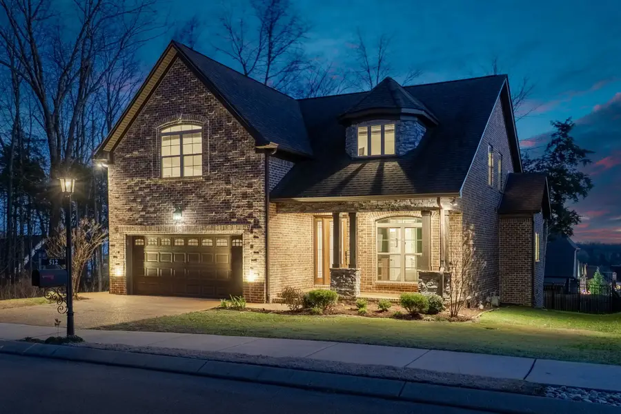 512 Hollow Tree Trl, Mount Juliet, TN 37122 - Image #2