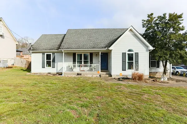 1111 Gardendale Dr, Murfreesboro, TN 37130