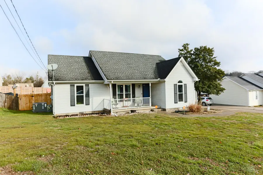 1111 Gardendale Dr, Murfreesboro, TN 37130 - #2