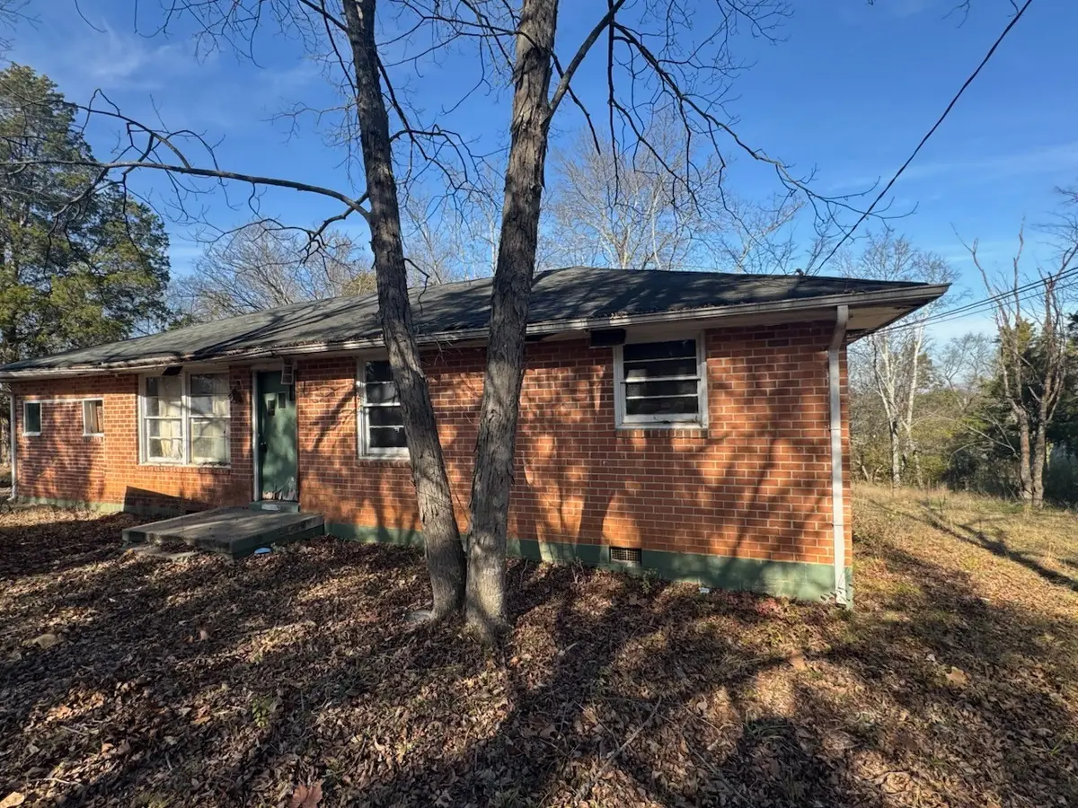 135 Fisk Dr, La Vergne, TN 37086 - Image #1